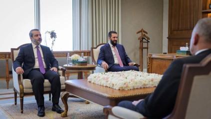 الرئيس السوري أحمد الشرع مع وزير الخارجية السوري أسعد الشيباني.